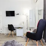 Apartment & Hosana