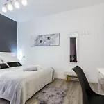 & Hosana Zadar